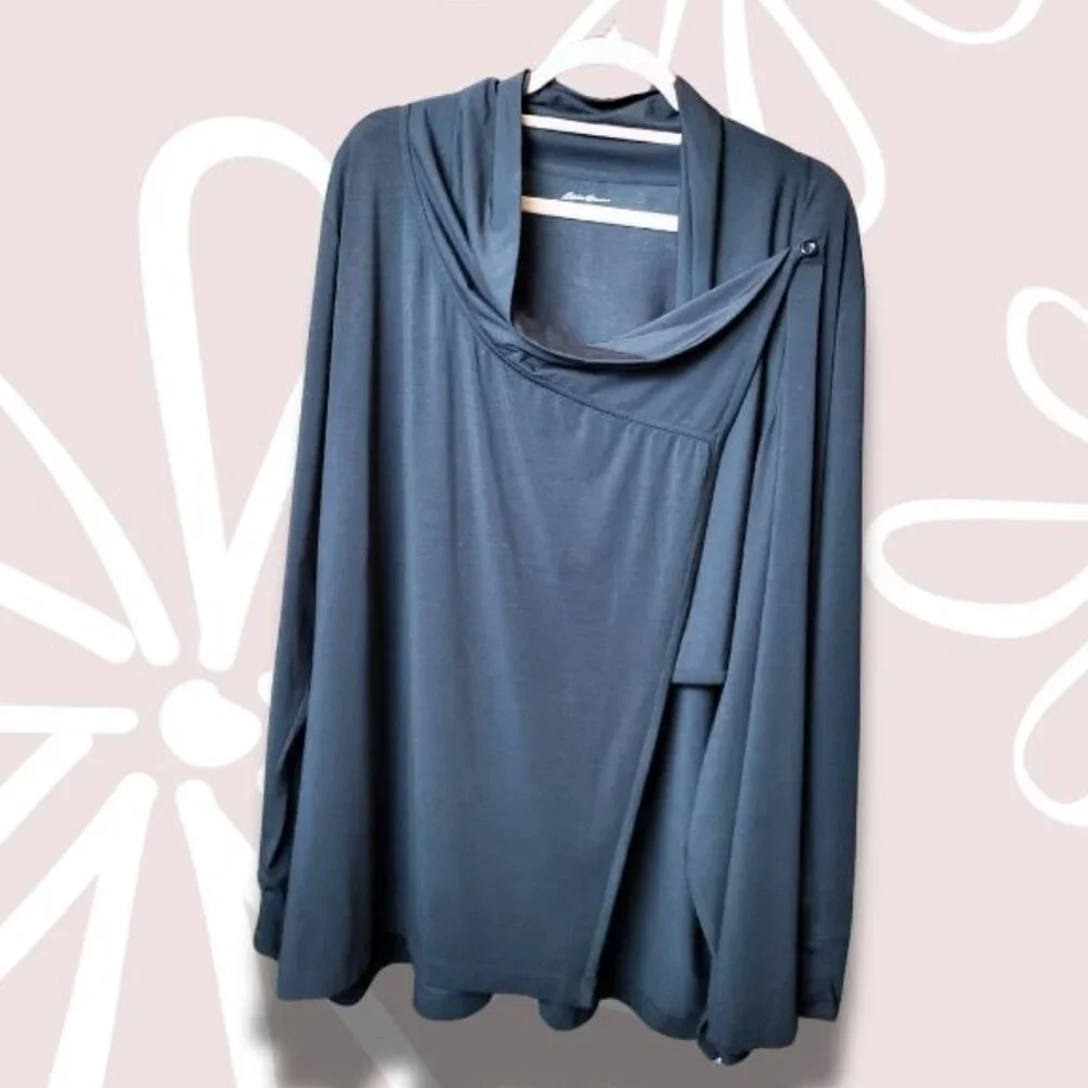 37.$5-2X-EDDIE BAUER Poncho Style Cardigan Black w/Shoulder Button - Picture 1 of 1